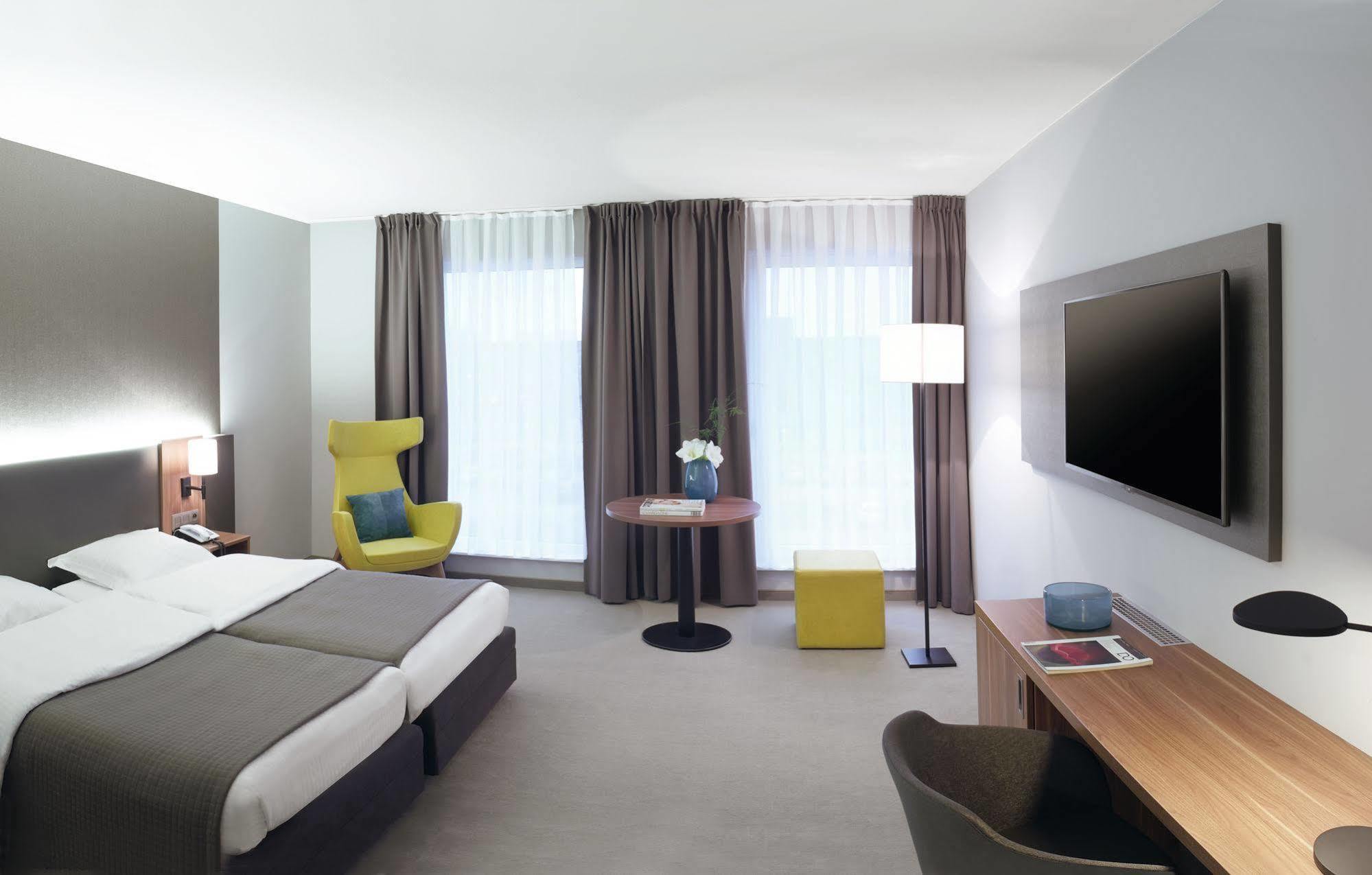 Hotel Drie Eiken Edegem Kültér fotó